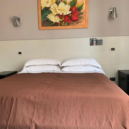 Hotel Residenza Cernaia Roma Esterno foto