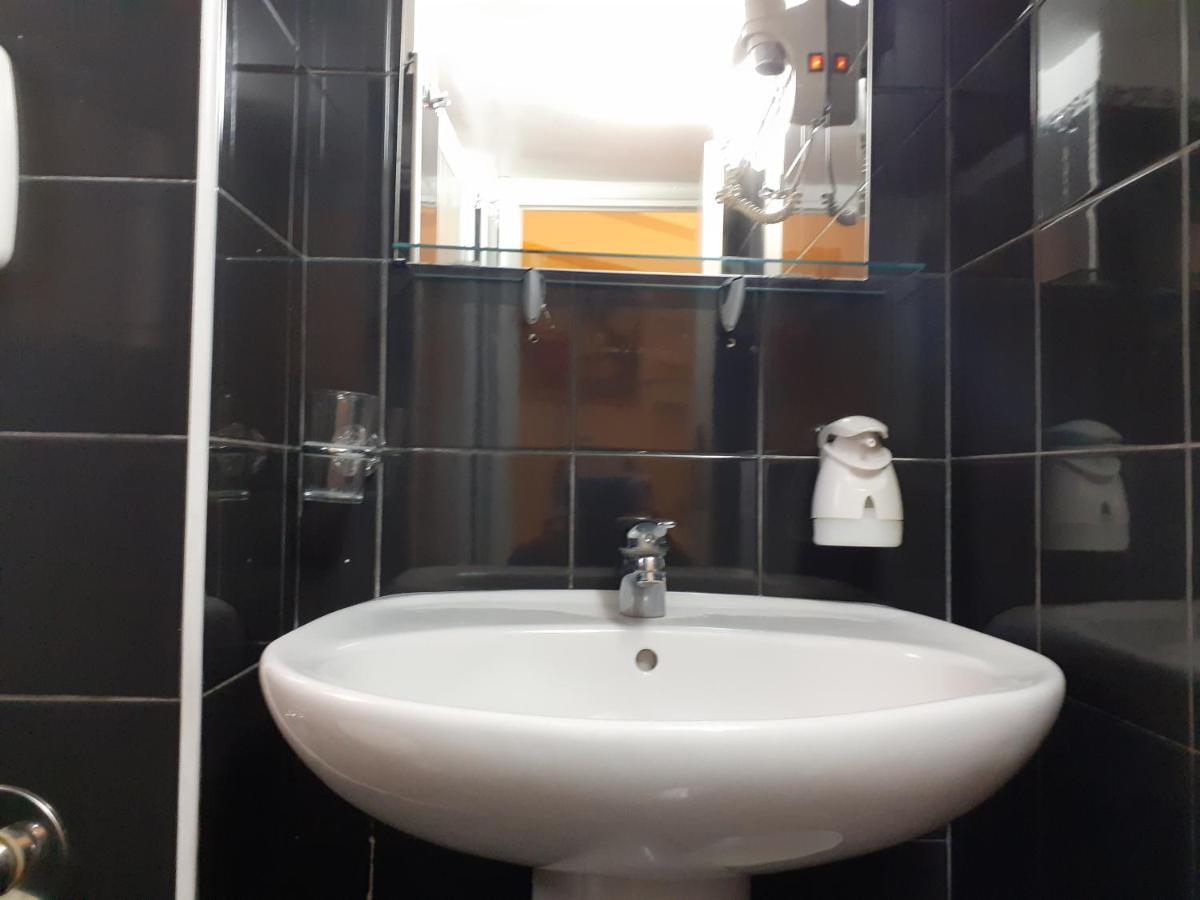 Hotel Residenza Cernaia Roma Esterno foto