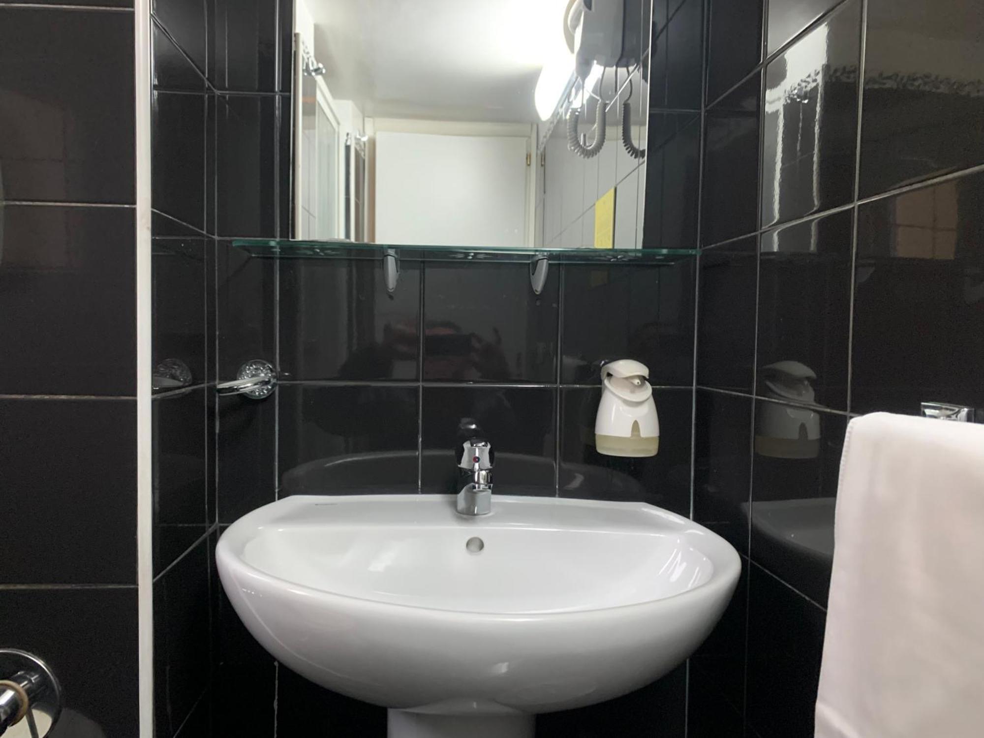 Hotel Residenza Cernaia Roma Esterno foto