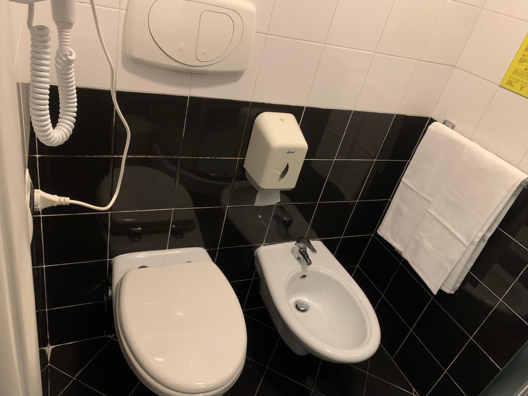 Hotel Residenza Cernaia Roma Esterno foto