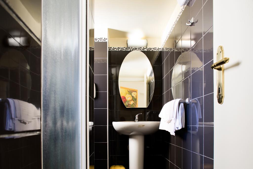 Hotel Residenza Cernaia Roma Esterno foto